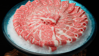 Large meat ice horse carving - sakimichan free wallpaper