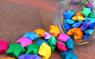 Colorful origami jar sidewalk interactive - a jar free wallpaper