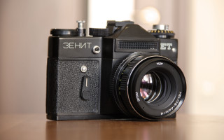 Camera on table lens attached - fedot sychkov free wallpaper