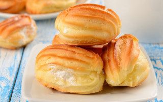 White plate pastry rolls coffee - camille bombois free wallpaper