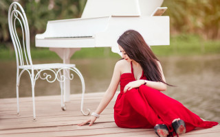 Woman red dress dock piano - a dock next free wallpaper for desktop