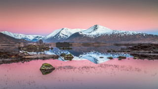 Mountain lake boat sunset pink - david paton free wallpaper