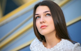 Woman longhair sweater bluebackground yellowstripe - long hair and a sweater free wallpaper