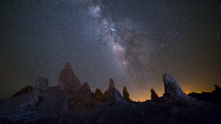 Night sky mountains astronaut fireworks - astrophotography free wallpaper