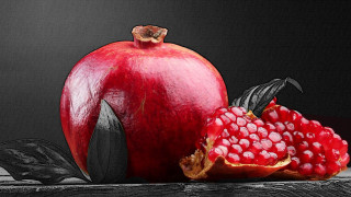 Pomegranate leaves fruit table black - de hirsh margule free wallpaper
