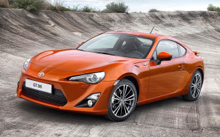 Bright orange sports car skateboard - colin hayes free wallpaper