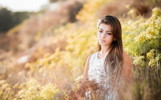 Girl field flower white dress - tall grass free wallpaper for desktop
