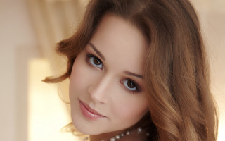 Long haired pearls rococo beautiful - her neck free wallpaper for desktop