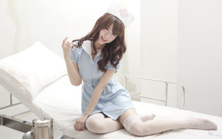 Woman white hat bed cosplay - byeon sangbyeok free wallpaper