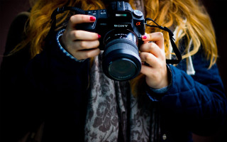Woman holding camera arts photography - canon 5 0 mm free wallpaper for desktop