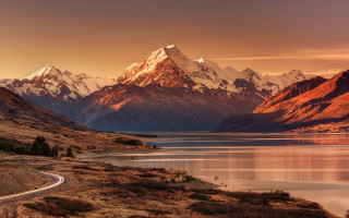 Scenic mountain range road lake - scenic free wallpaper