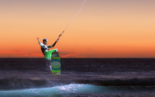 Paragliding ocean sunset holography matte - a parachute free wallpaper