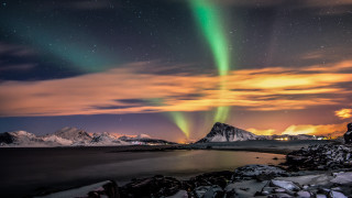 Aurora borealis lake mountains night 2 - aurora free wallpaper