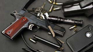 Gun knife table items case - 30mm free wallpaper