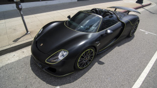 Black sports car parking meter - the side of the road next free wallpaper