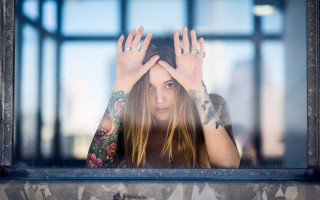 Tattooed woman window floral jewelry - tattoo free wallpaper