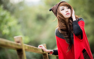 Woman redsweater hat fence lookup - chen lin free wallpaper