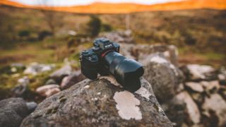 Camera rock field mountain tiltshift - canon eos r 3 free wallpaper