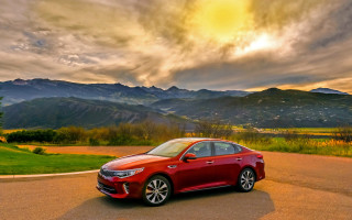 Red car mountain landscape dusk - eric dinyer free wallpaper