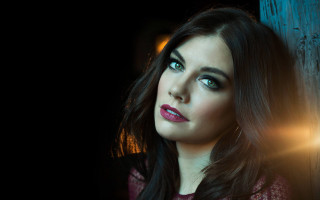 Woman longhair blueeyes light tree - a light shining free wallpaper