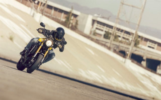 Motorcycle man stairs ramp tilt - eric taylor free wallpaper