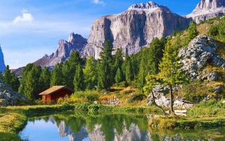 Mountain lake cabin forest horizon - dosso dossi free wallpaper