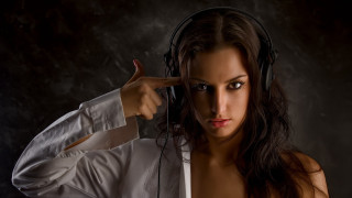 Woman headphones studio promo ella - a picture in a studio setting free wallpaper