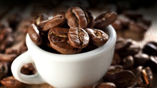 White cup coffee beans wooden - a white cup free wallpaper