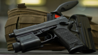 Gun luggage backpack tiltshift precisionism - 30mm free wallpaper