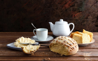 Table cake coffee stilllife food - a wooden table free wallpaper