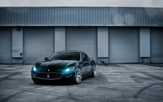 Black maserati building shutters door - shutter free wallpaper