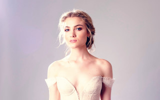 Angelic woman white dress photorealistic - angelic free wallpaper for desktop