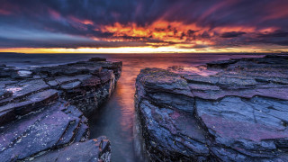 Sunset rocky beach water formation - adam bruce thomson free wallpaper