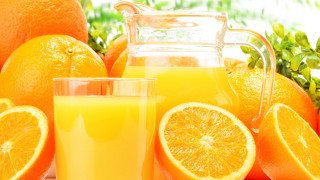 Orange juice pitcher glass oranges - a glass free wallpaper