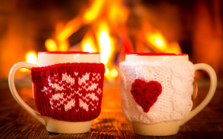 Knitted cups fireplace winter autumn - a table in front free wallpaper