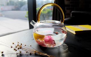 Tea pot flower table book - ding yunpeng free wallpaper