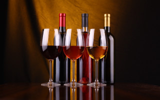 Wine glasses bottle still life 2 - a bottle of wine free wallpaper for desktop