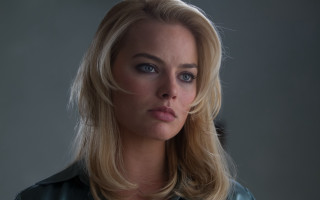 Blonde blue eyed serious portrait - anne ryan free wallpaper for desktop