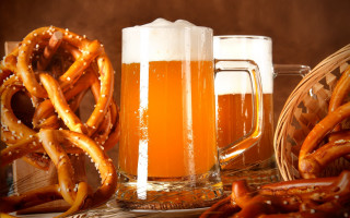 Beer pretzels table autumn fire - adolf bierbrauer free wallpaper