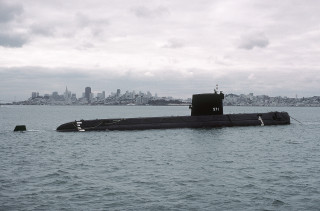 Submarine city skyline tugboat water - ue 5 free wallpaper