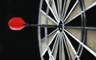 Dart hit red dartboard black - objective abstraction free wallpaper