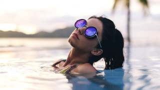 Woman pool purple sunglasses beach - sunglass free wallpaper