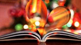Book heart pages table christmas - page free wallpaper