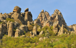 Mountain rocks trees blue sky - rock and trees free wallpaper