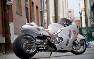 White motorcycle street building red - a white motorcycle free wallpaper