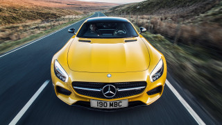 Yellow mercedes sls front country - panfuturism free wallpaper for desktop