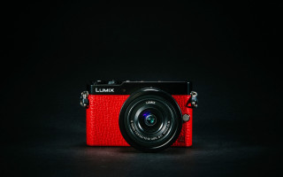 Red camera leica macro black - a len free wallpaper