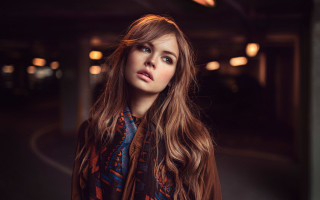 Eszter mattioni fashion photography blurry - her neck free wallpaper for desktop