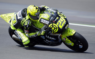 Motorcycle race track cybernetics helmet - op art free wallpaper