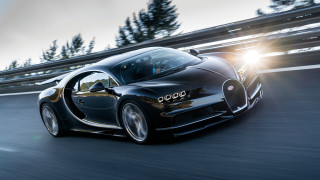 Bugatti driving sunshine front car - path free wallpaper